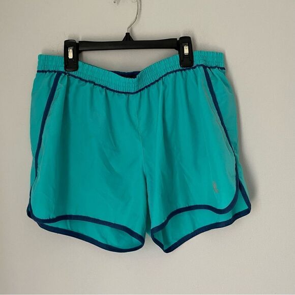 Adidas Women’s Climalite Lined Shorts size L - Picture 1 of 4
